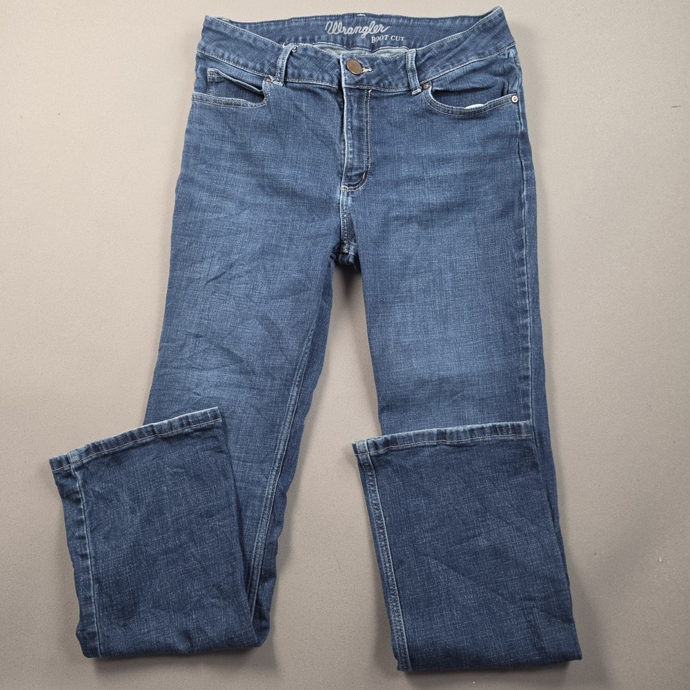 Wrangler Boot Cut Women's Size 13 x 32 Medium Wash Blue Stretch Denim Jeans W